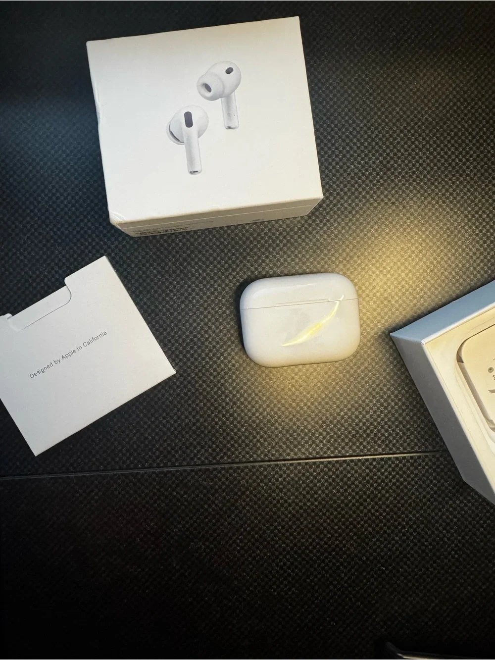 Apple airpods white